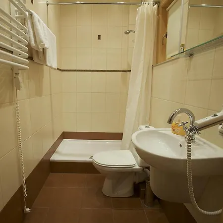 Gniazdo - Restauracja *